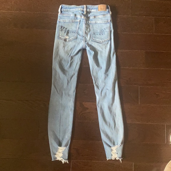 American Eagle Outfiters Super Stretch Hi-Rise Jeggings Distressed - Picture 2 of 2